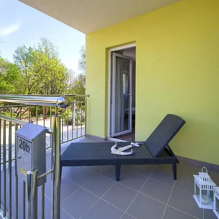 Apartament Plese *