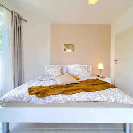 Apartman Plese Žgaljić