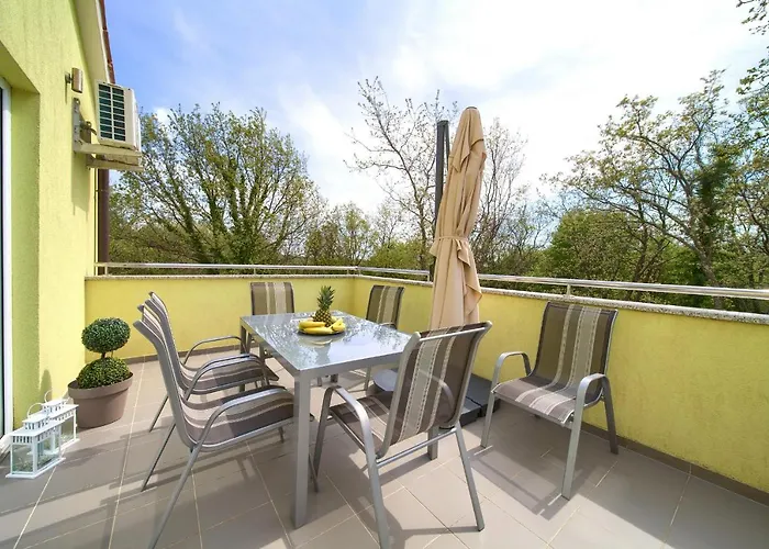 公寓 Plese Zgaljic