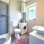 Apartament Plese