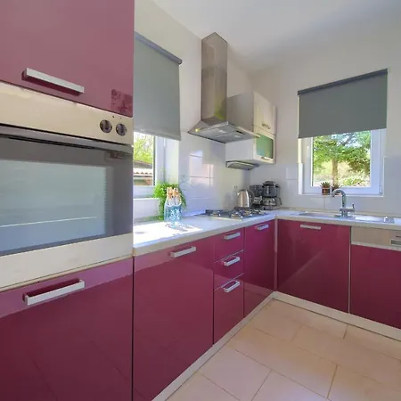 Plese Lägenhet Zgaljic